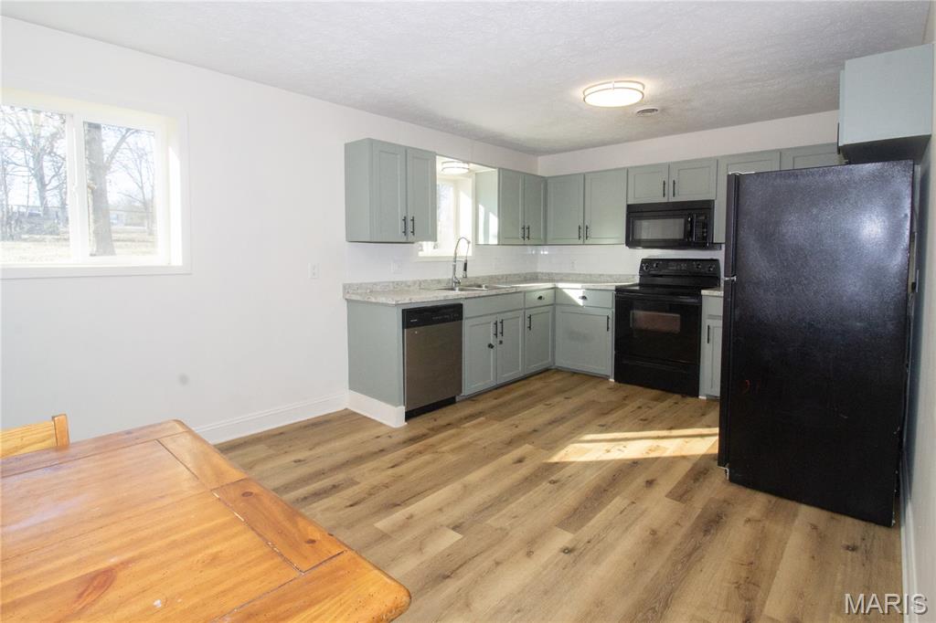 13949 Compton Road Dixon, MO 65459 - Photo 7 of 27