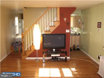 209 North Fairview Street Riverside, NJ 08075 - Photo 7 of 7 Living Room