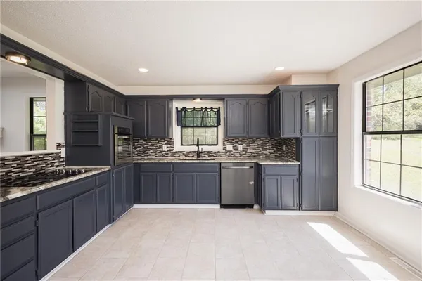 $314,000 | 505 Mallory Court, Warrensburg, MO 64093