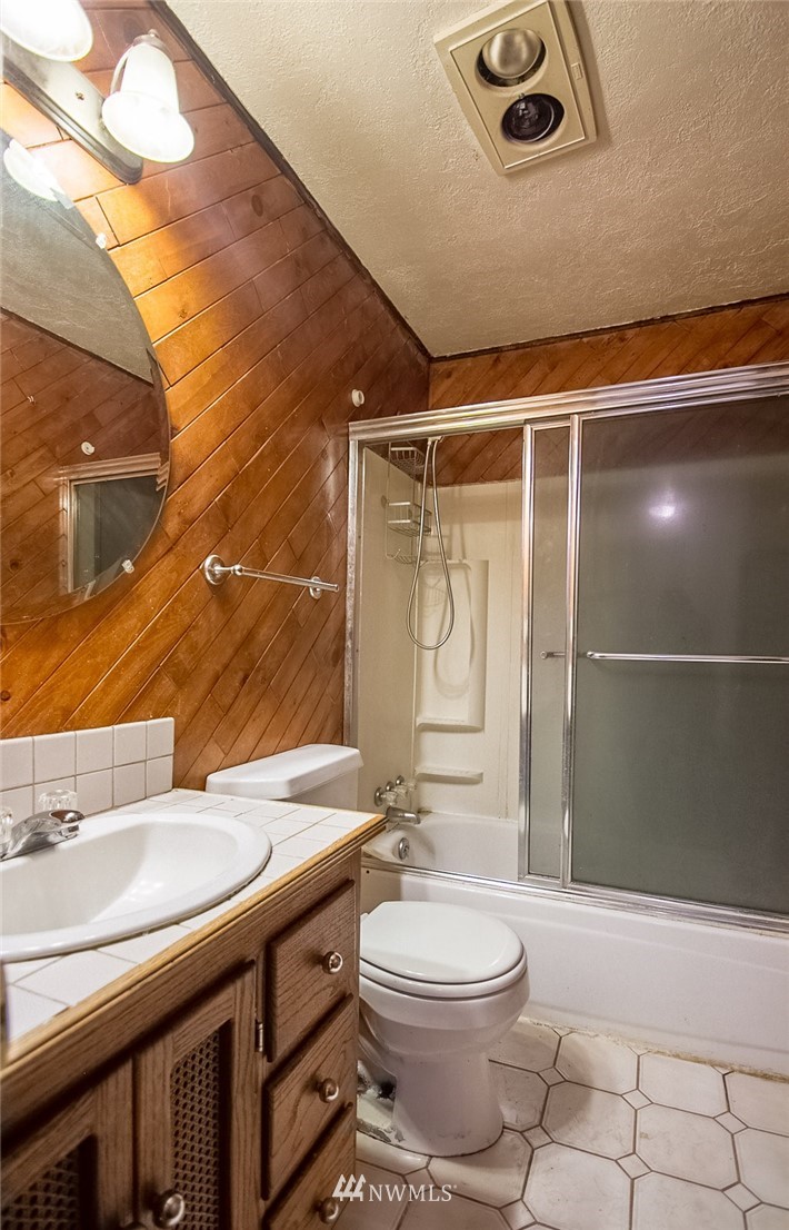 6210 Bethel Road Southeast Port Orchard, WA 98367 - Photo 7 of 17 Gallery Image 7