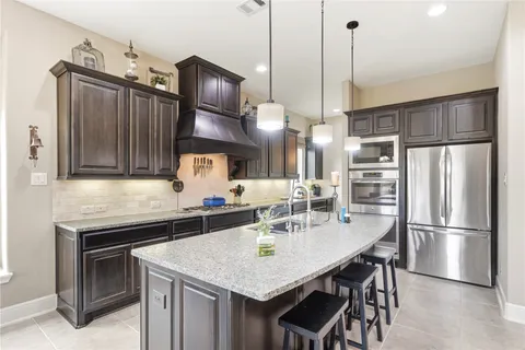 $700,000 | 30119 Legend Creek Drive, Fulshear, TX 77406