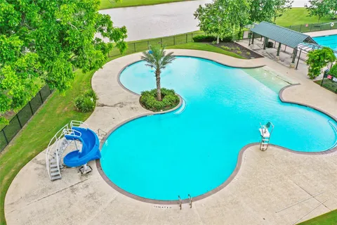 $700,000 | 30119 Legend Creek Drive, Fulshear, TX 77406