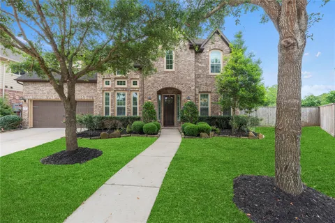 $700,000 | 30119 Legend Creek Drive, Fulshear, TX 77406