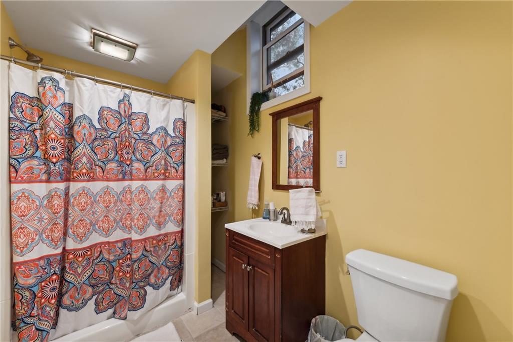 490 Haverhill Road Pittsburgh, PA 15228 - Photo 28 of 46 a bathroom with a sink and a mirror