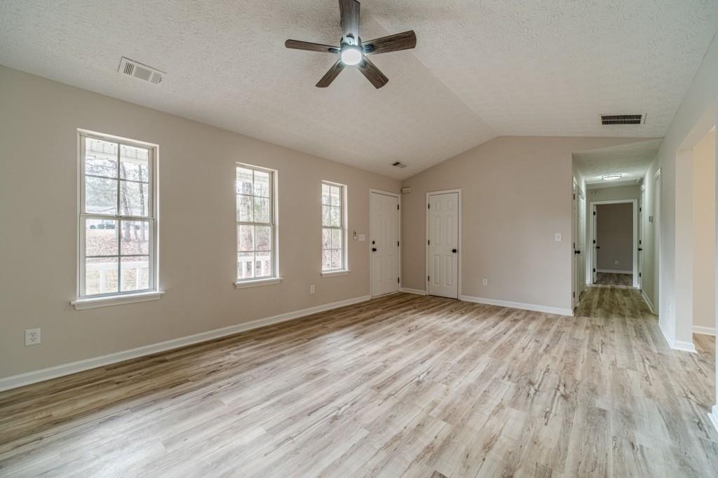 80 Hunters Trace Covington, GA 30014 - Photo 5 of 40