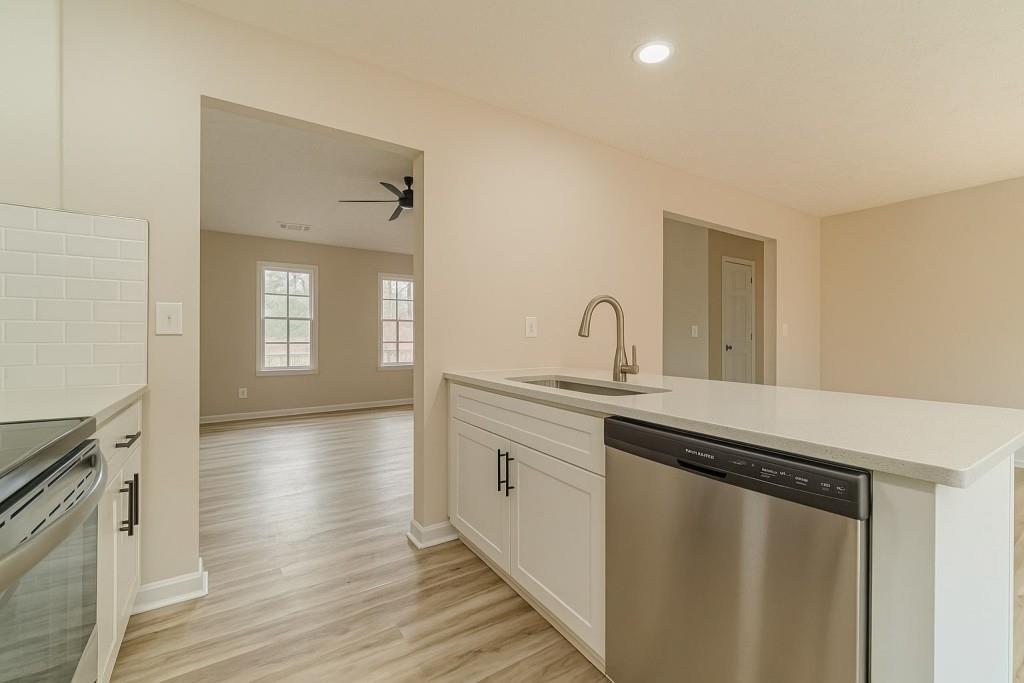 80 Hunters Trace Covington, GA 30014 - Photo 10 of 40