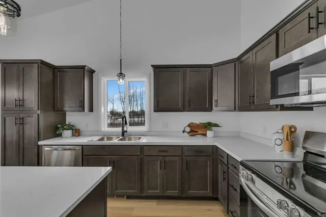 $419,900 | 31142 Terra Vista Lane, Rockville, MN 56301