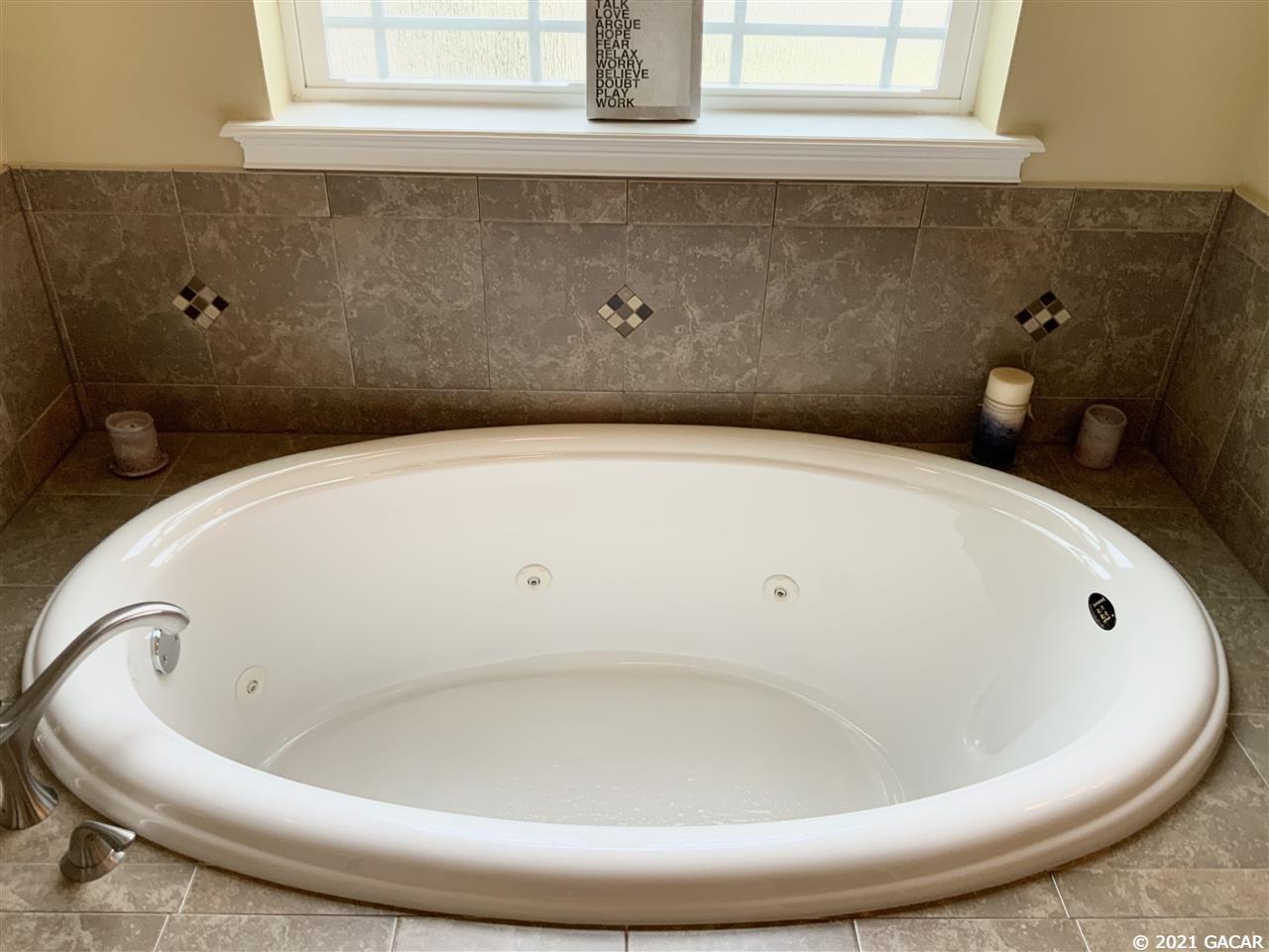 333 Southwest 118th Terrace Gainesville, FL 32607 - Photo 10 of 17 Gallery Image 10