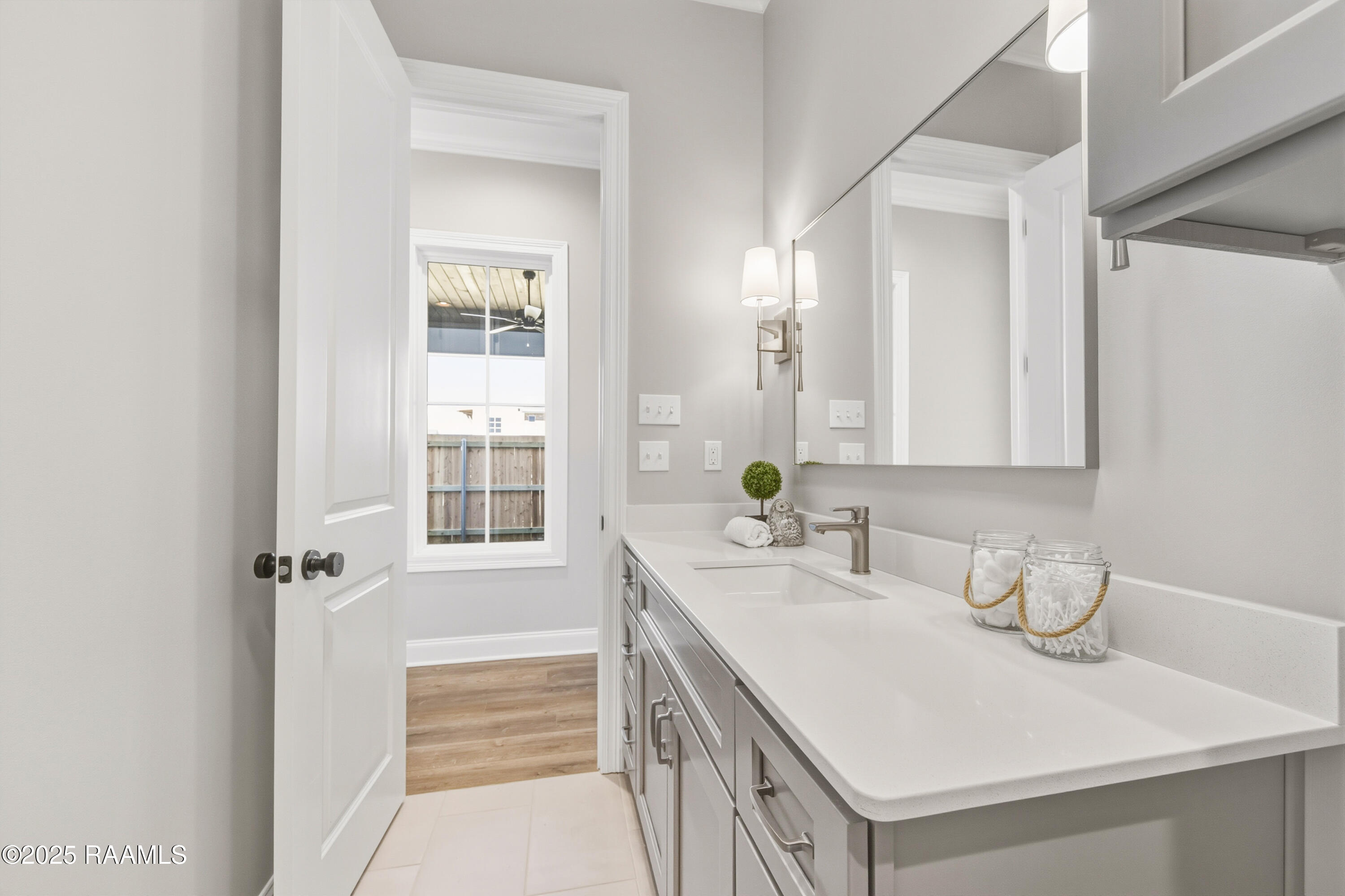 202 Keystone Drive Scott, LA 70583 - Photo 21 of 28 Bathroom 2