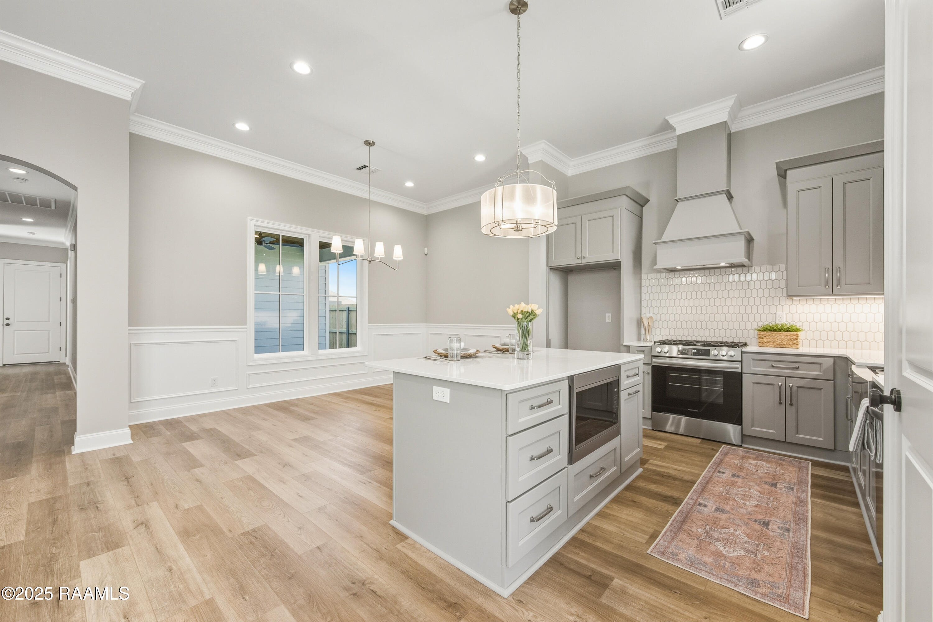 202 Keystone Drive Scott, LA 70583 - Photo 5 of 28 Kitchen