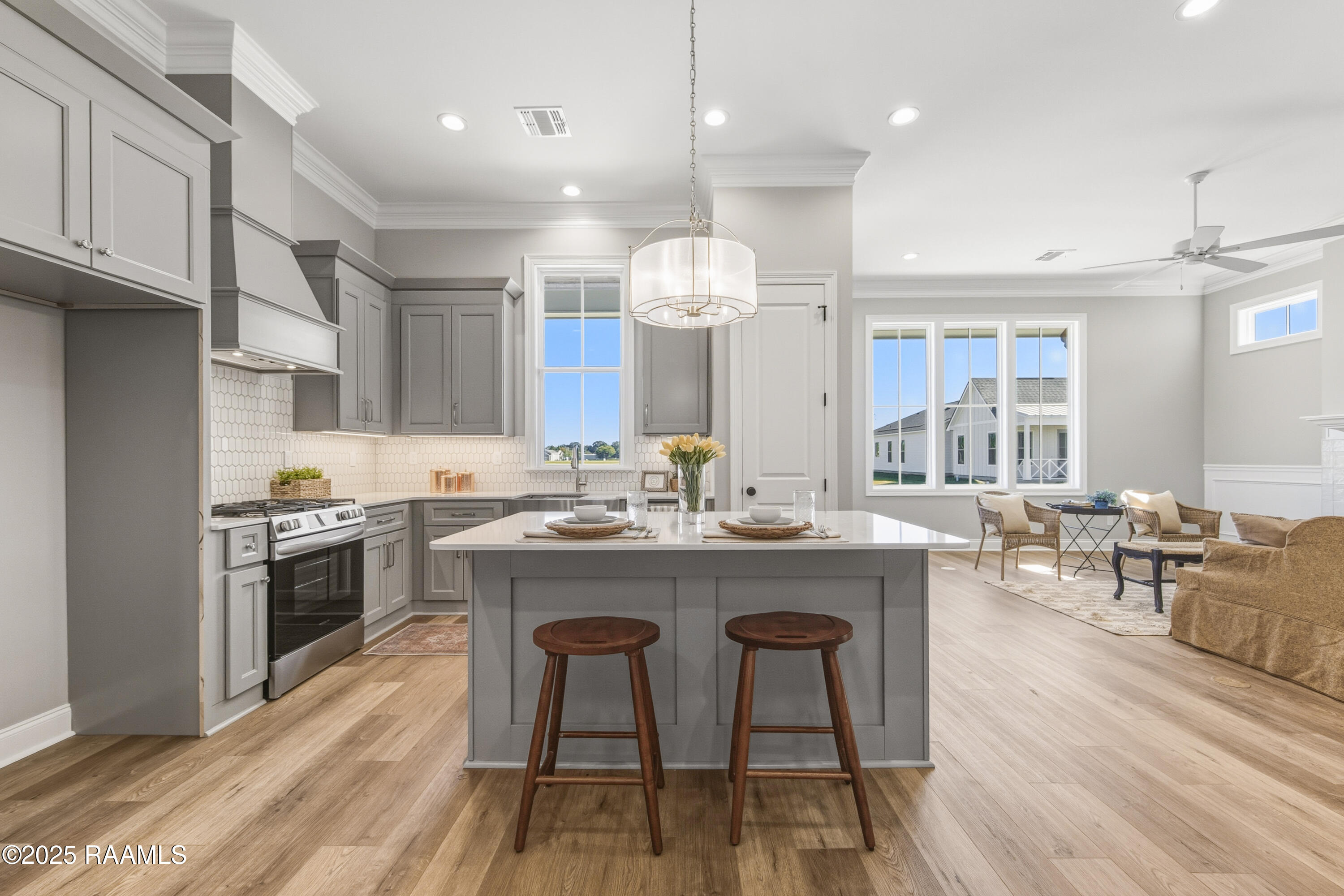 202 Keystone Drive Scott, LA 70583 - Photo 10 of 28 Kitchen
