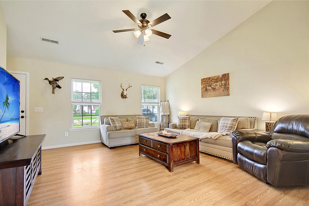 5064 Manor Road Hollywood, SC 29449 - Photo 12 of 31 CREM_5064 Manor_019