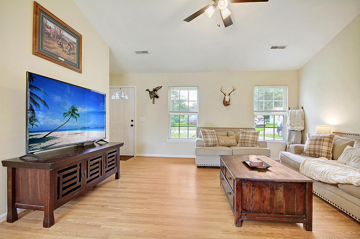 5064 Manor Road Hollywood, SC 29449 - Photo 13 of 31 CREM_5064 Manor_020