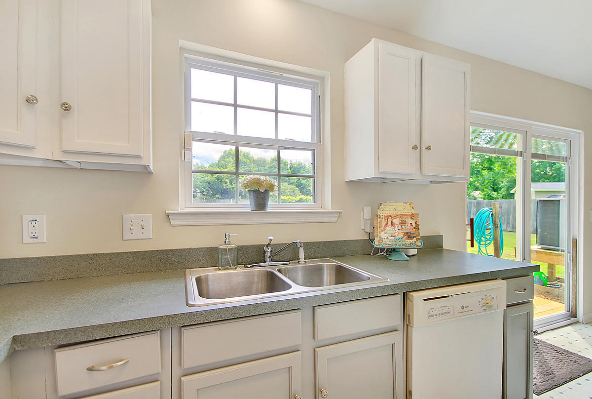 5064 Manor Road Hollywood, SC 29449 - Photo 17 of 31 CREM_5064 Manor_015
