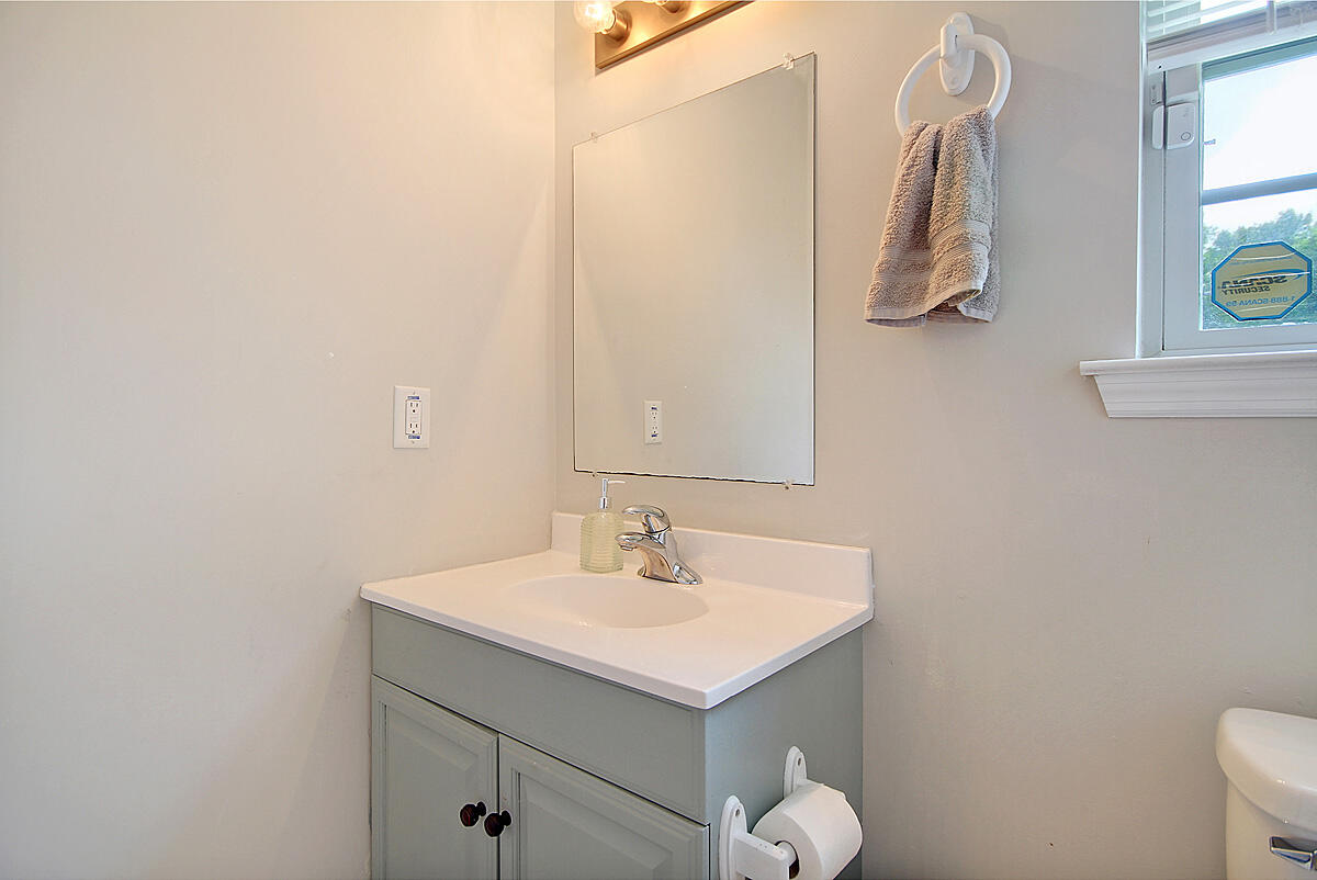 5064 Manor Road Hollywood, SC 29449 - Photo 24 of 31 CREM_5064 Manor_025