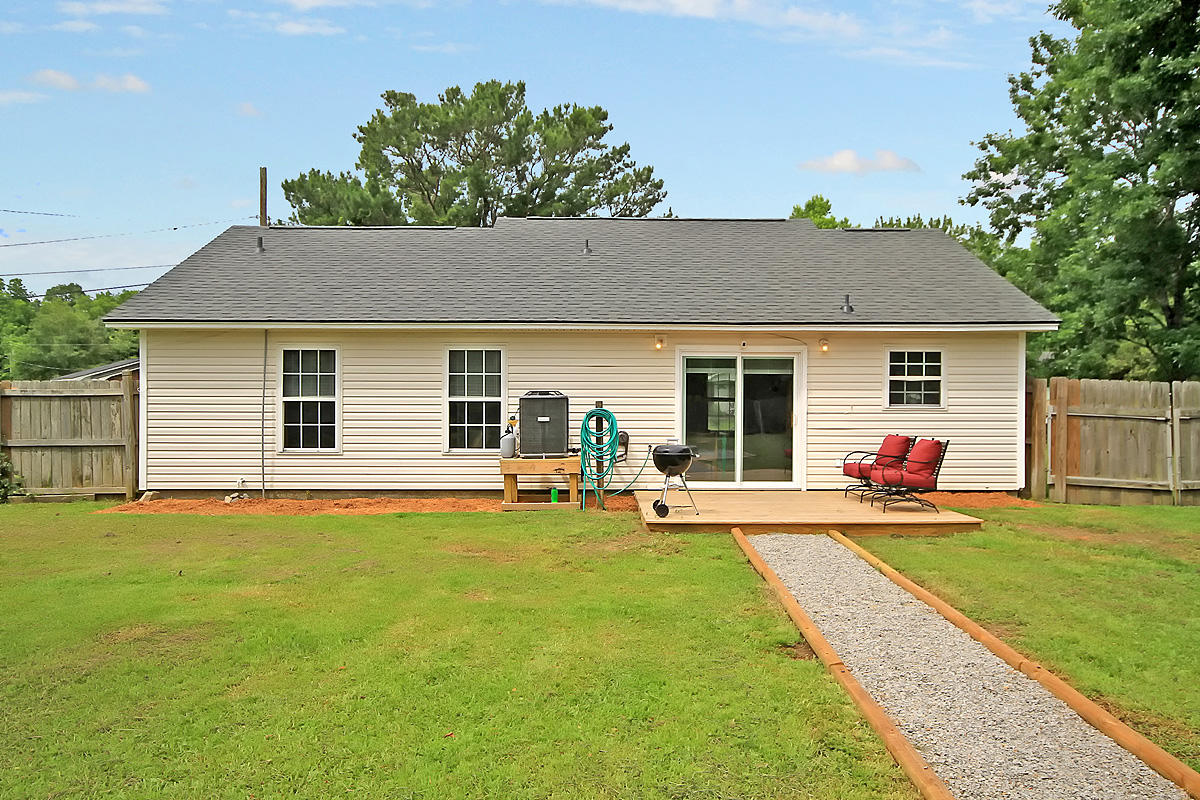 5064 Manor Road Hollywood, SC 29449 - Photo 8 of 31 CREM_5064 Manor_010