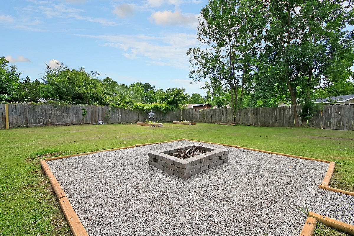 5064 Manor Road Hollywood, SC 29449 - Photo 9 of 31 CREM_5064 Manor_012