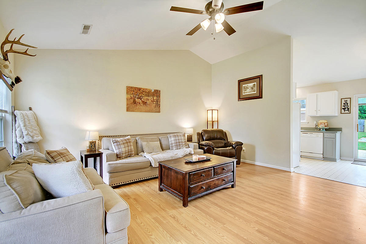 5064 Manor Road Hollywood, SC 29449 - Photo 10 of 31 CREM_5064 Manor_022