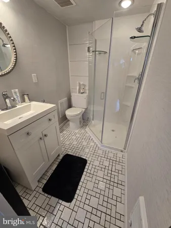 $1,300 | 2327 South Croskey Street, Unit 2, Philadelphia, PA 19145