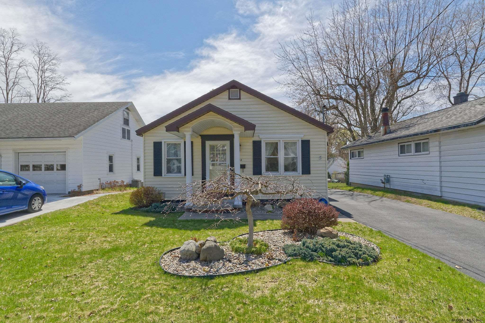 2914 Windermere Road Schenectady, NY 12304 - Photo 1 of 30 Photo 1
