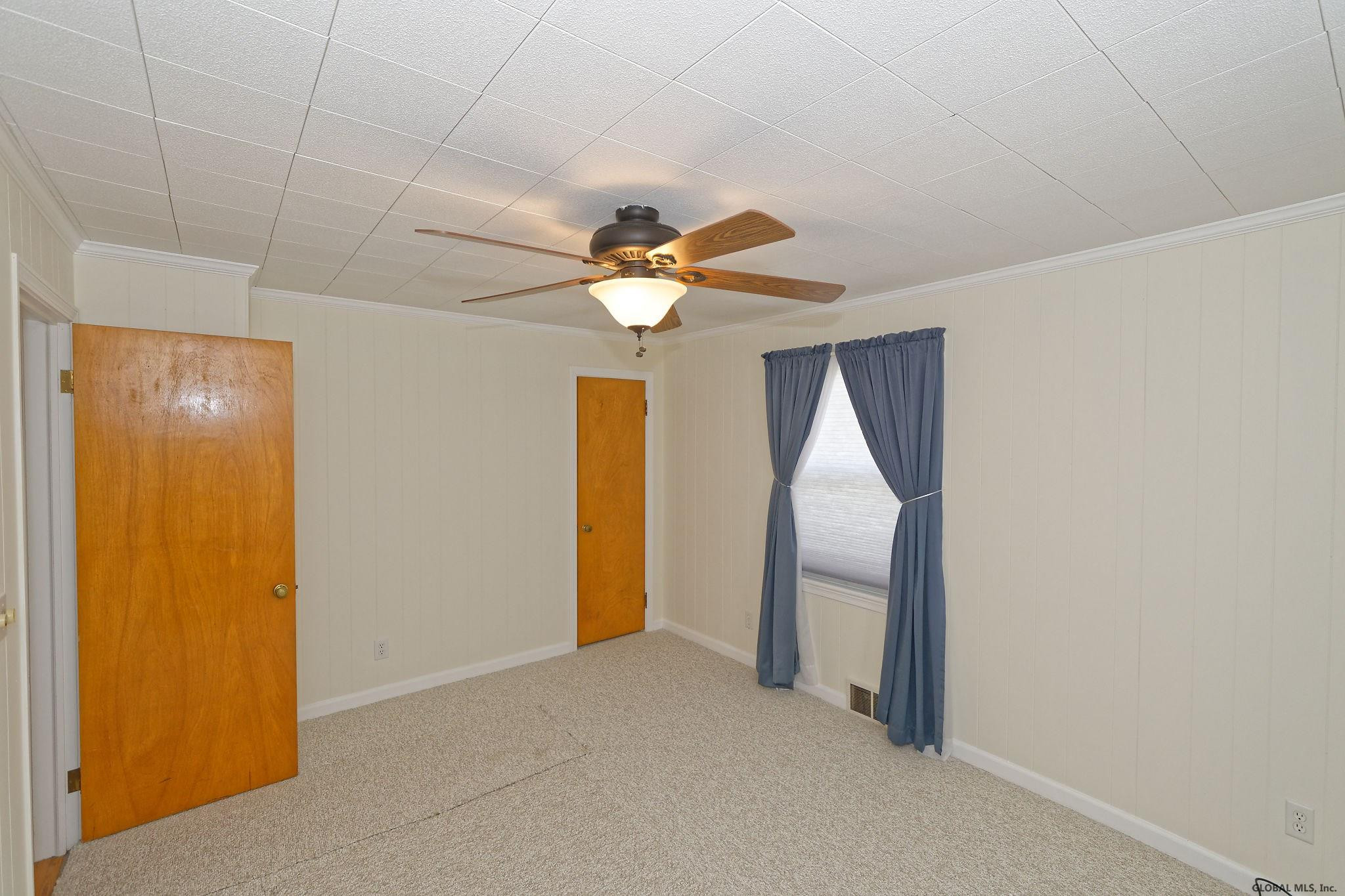 2914 Windermere Road Schenectady, NY 12304 - Photo 14 of 30 Photo 15