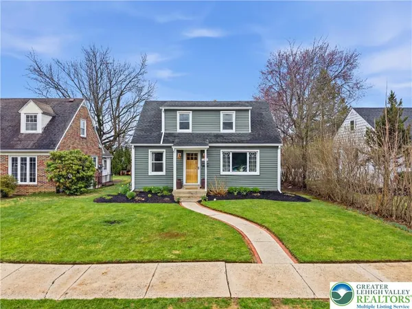 $319,900 | 2336 West Fairview Street, Allentown, PA 18104