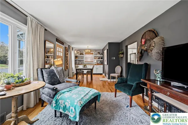$319,900 | 2336 West Fairview Street, Allentown, PA 18104