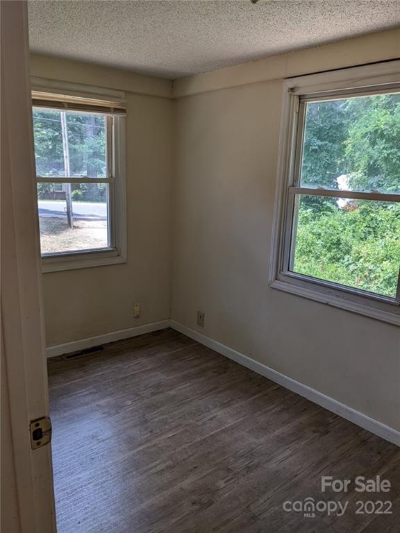 4404 Tillman Road Charlotte, NC 28208 - Photo 15 of 21 Gallery Image 15