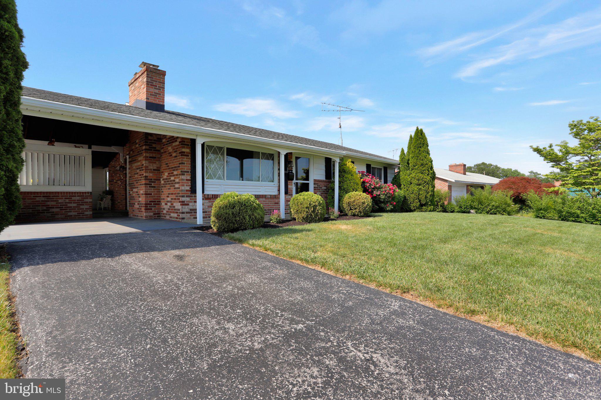 17818 Woodcrest Road Hagerstown, MD 21740 - Photo 32 of 39 Gallery Image 32