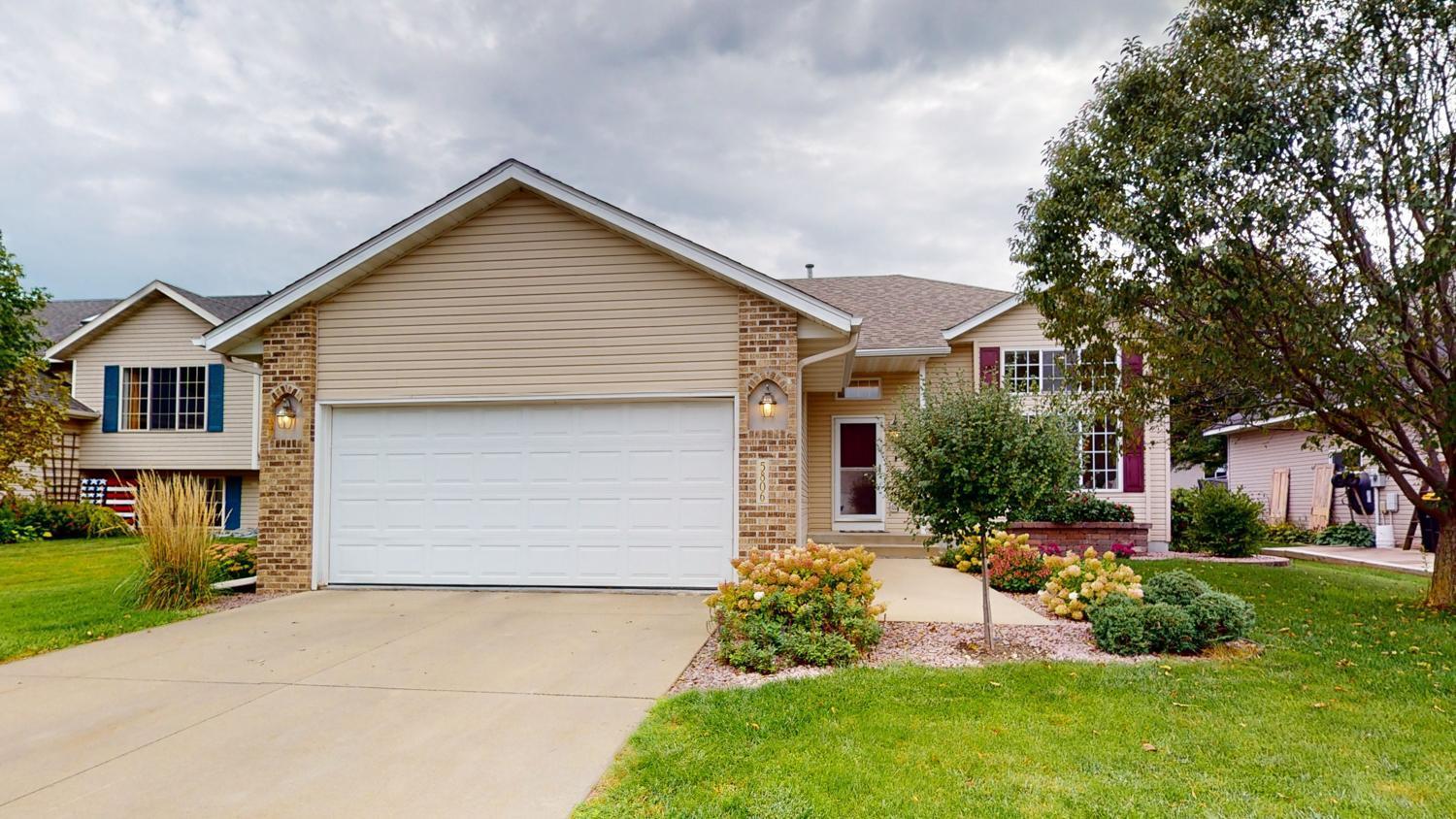 5806 49th Avenue Northwest Rochester, MN 55901 - Photo 1 of 38 Gallery Image 1