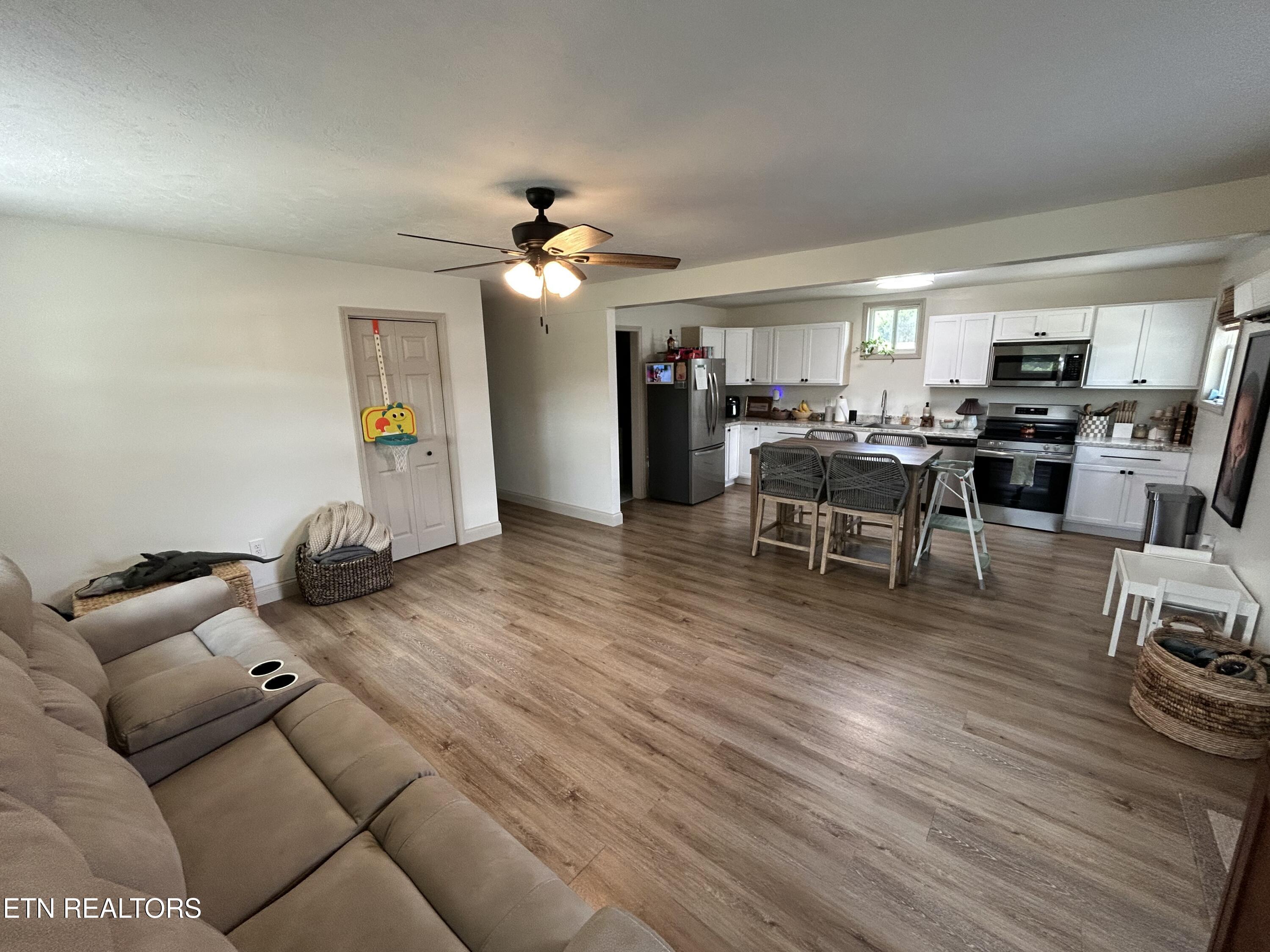 333 Deerfield Road Rutledge, TN 37861 - Photo 8 of 31 IMG_3811