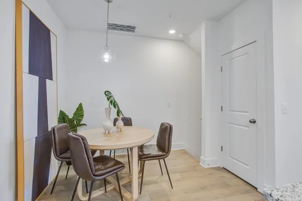 $2,295 | 2161 West Jimtown Drive, Unit 101, North Charleston, SC 29405