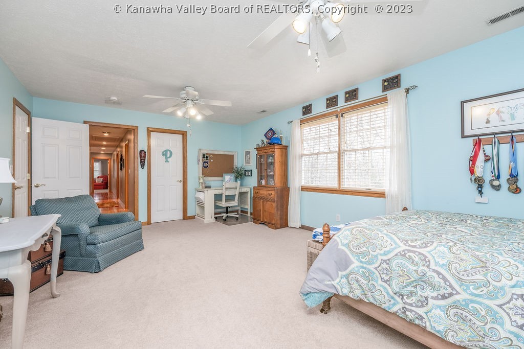 146 Whispering Woods Road Charleston, WV 25304 - Photo 34 of 48 Gallery Image 34