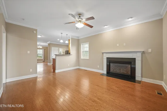 $409,900 | 1730 Point Wood Drive, Knoxville, TN 37920