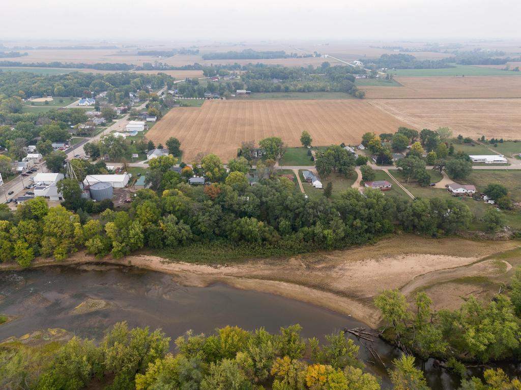 3218 Coggon Road Coggon, IA 52218 - Photo 50 of 53 Gallery Image 50