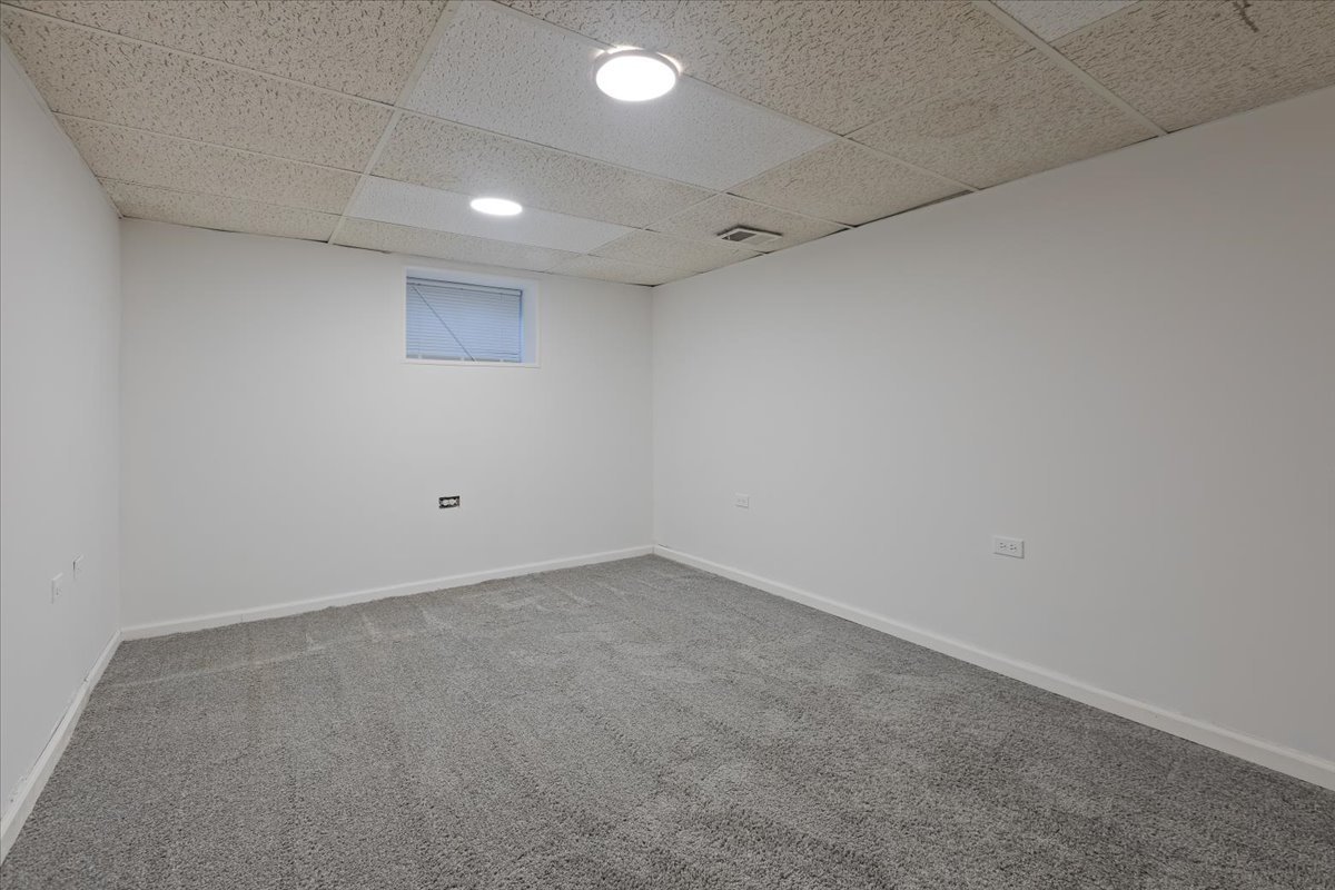 246 Monroe Road Bolingbrook, IL 60440 - Photo 25 of 32 a view of empty room