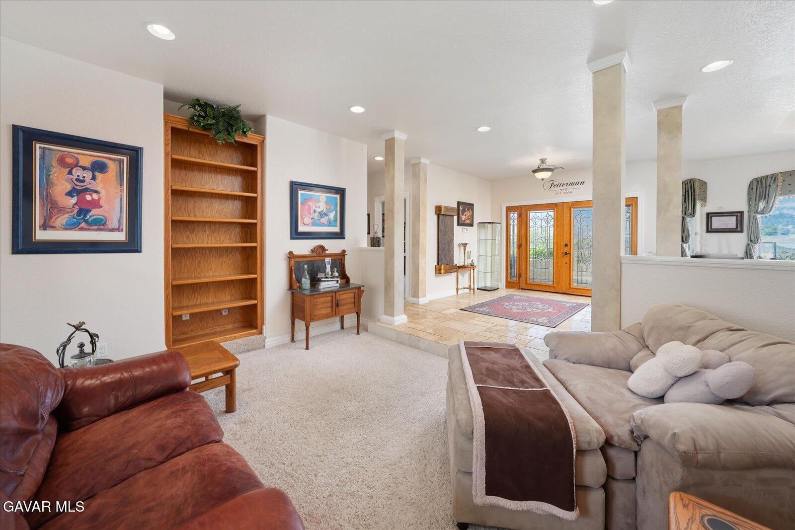 9115 Elizabeth Lake Road Leona Valley, CA 93551 - Photo 6 of 49 13-Living Room
