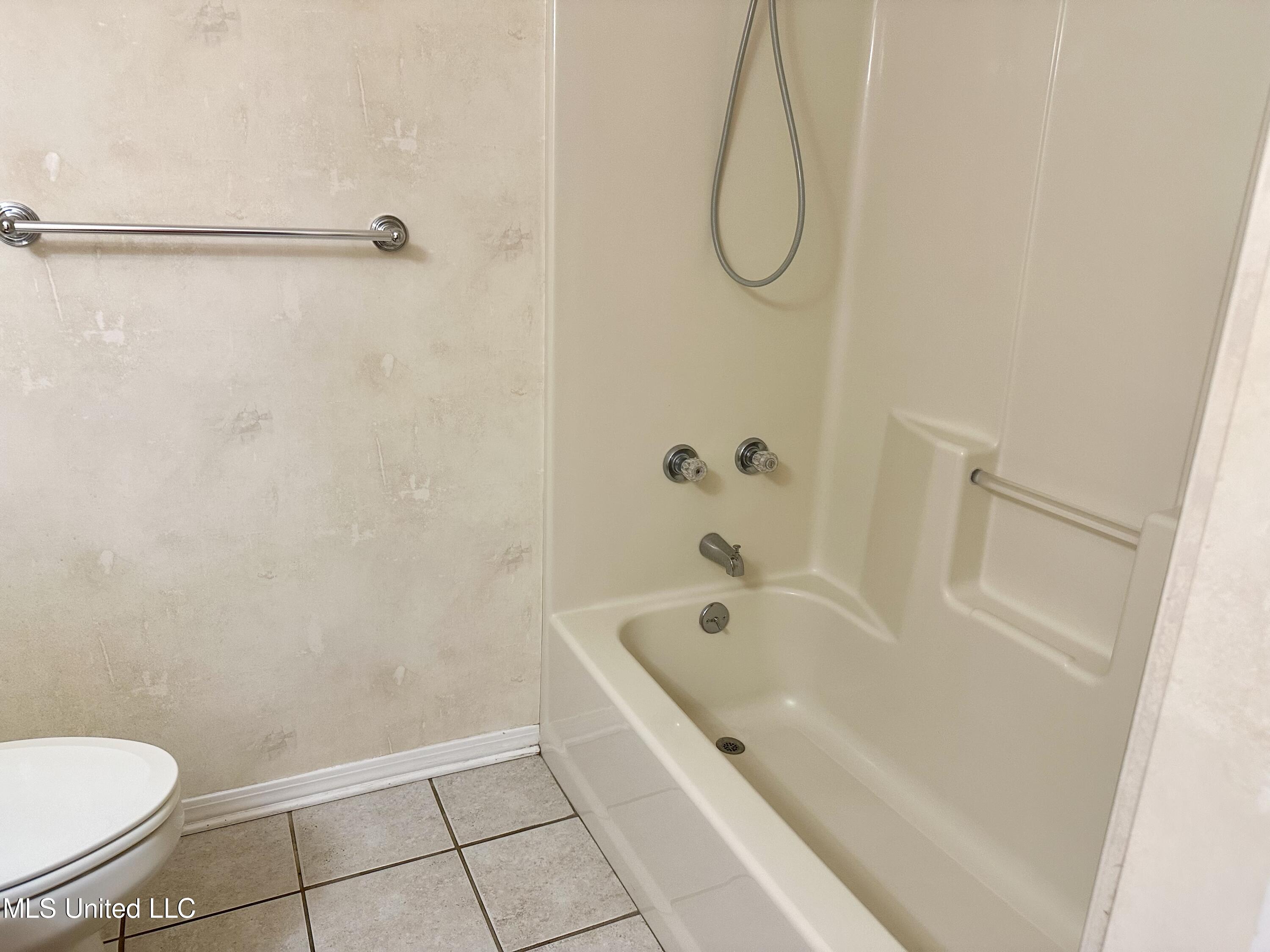 205 Ridgeview Drive Carriere, MS 39426 - Photo 15 of 21 IMG_9002