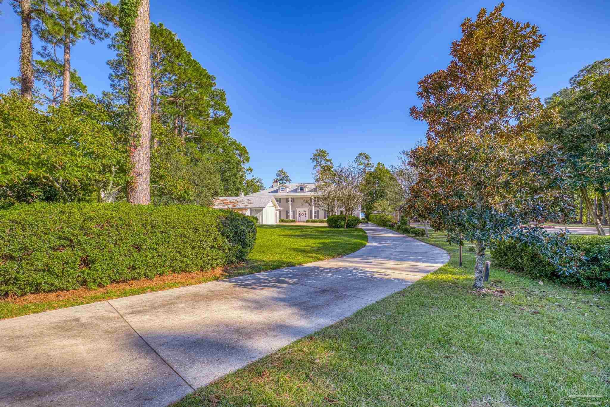 5040 Roland Road Pace, FL 32571 - Photo 6 of 52 Driveway leading to home