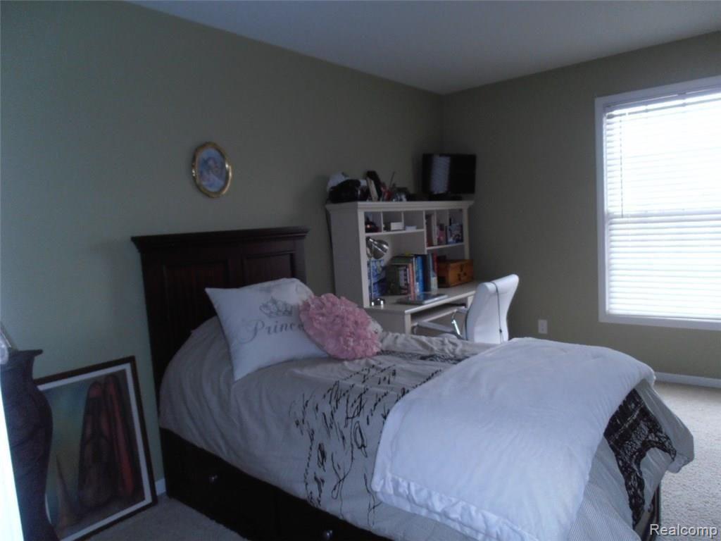 753 Bliss Drive Rochester, MI 48307 - Photo 15 of 20
