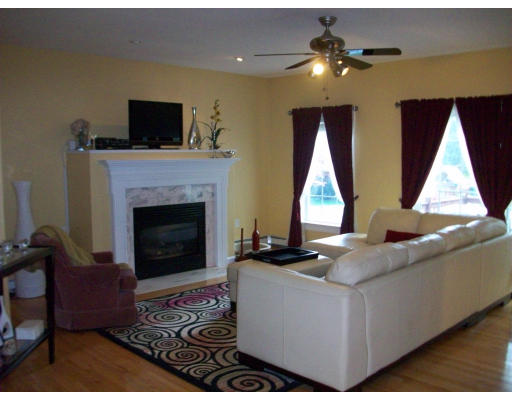 40 Harvest Road Reading, MA 01867 - Photo 11 of 18 Gallery Image 11