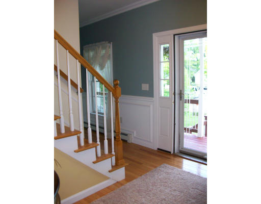 40 Harvest Road Reading, MA 01867 - Photo 6 of 18 Gallery Image 6