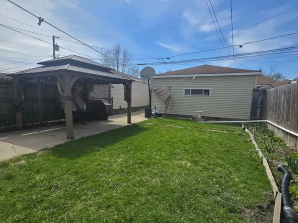 $399,900 | 2330 North Kildare Avenue, Chicago, IL 60639
