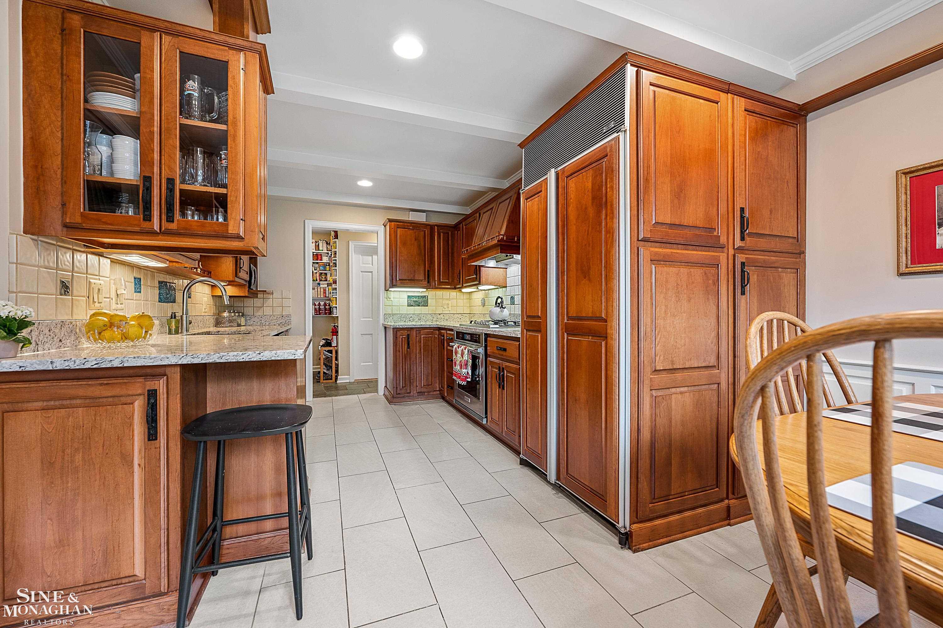 64 Hawthorne Road Grosse Pointe, MI 48236 - Photo 12 of 73 50139450-4d38a068-eaa5-4551-a078-6f9729f1190b.JPG