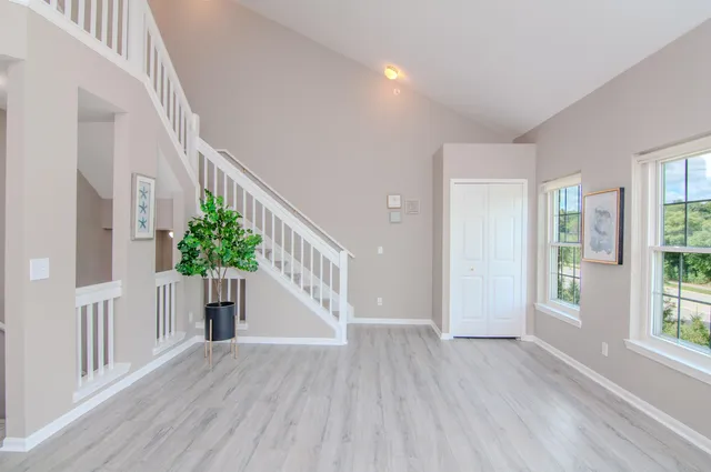 $2,400 | 1892 Lindsay Lane, Ann Arbor, MI 48104