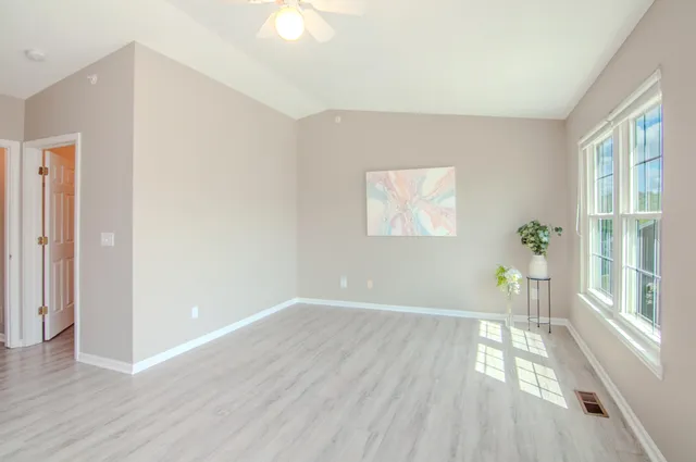 $2,400 | 1892 Lindsay Lane, Ann Arbor, MI 48104