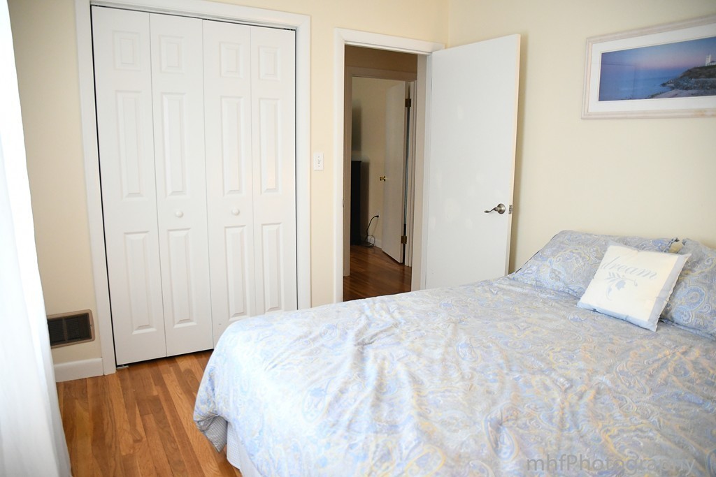 19 Fairbanks Road Framingham, MA 01701 - Photo 17 of 25