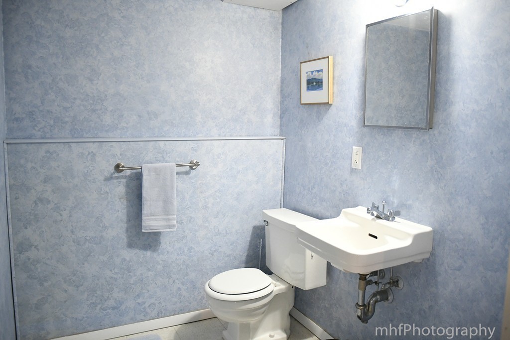 19 Fairbanks Road Framingham, MA 01701 - Photo 21 of 25