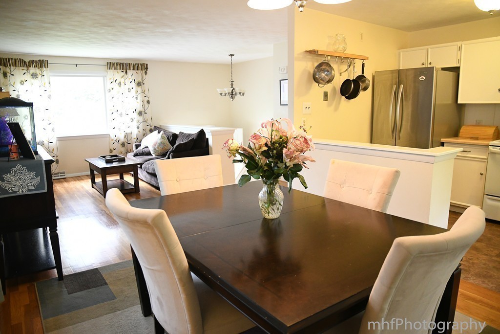 19 Fairbanks Road Framingham, MA 01701 - Photo 9 of 25