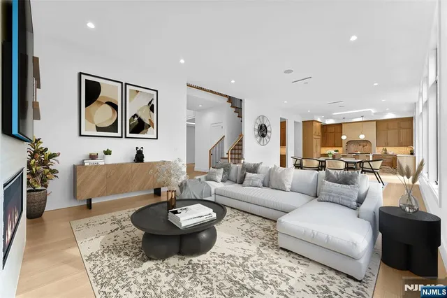 $2,649,000 | 156 Stuart Street, Paramus, NJ 07652